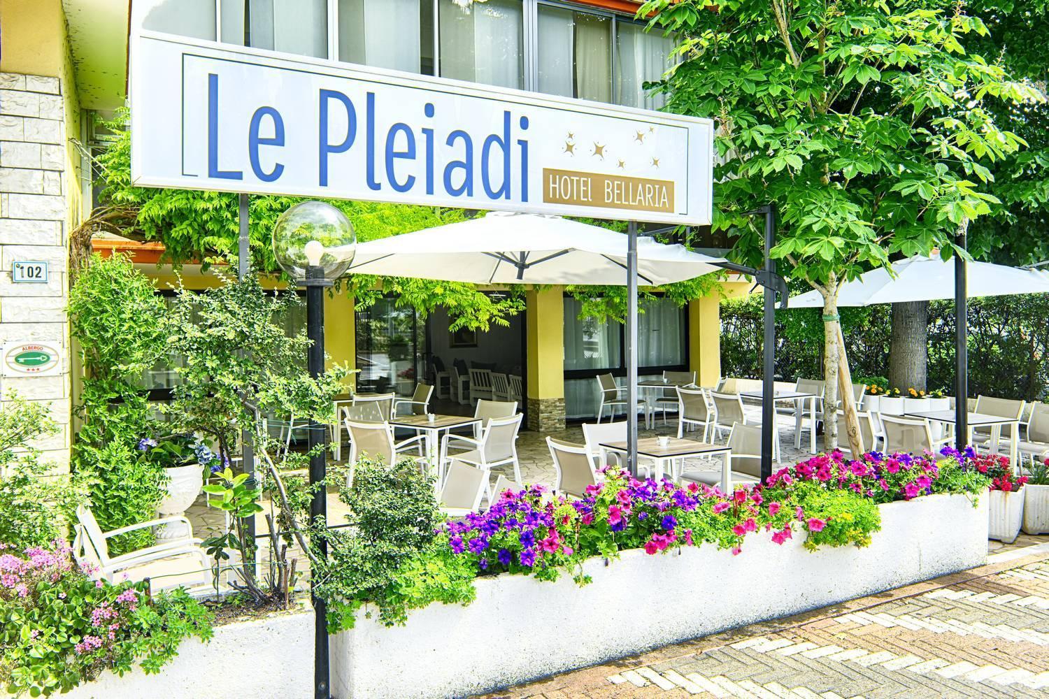 Hotel Le Pleiadi ベラーリア・イジェア・マリーナ エクステリア 写真